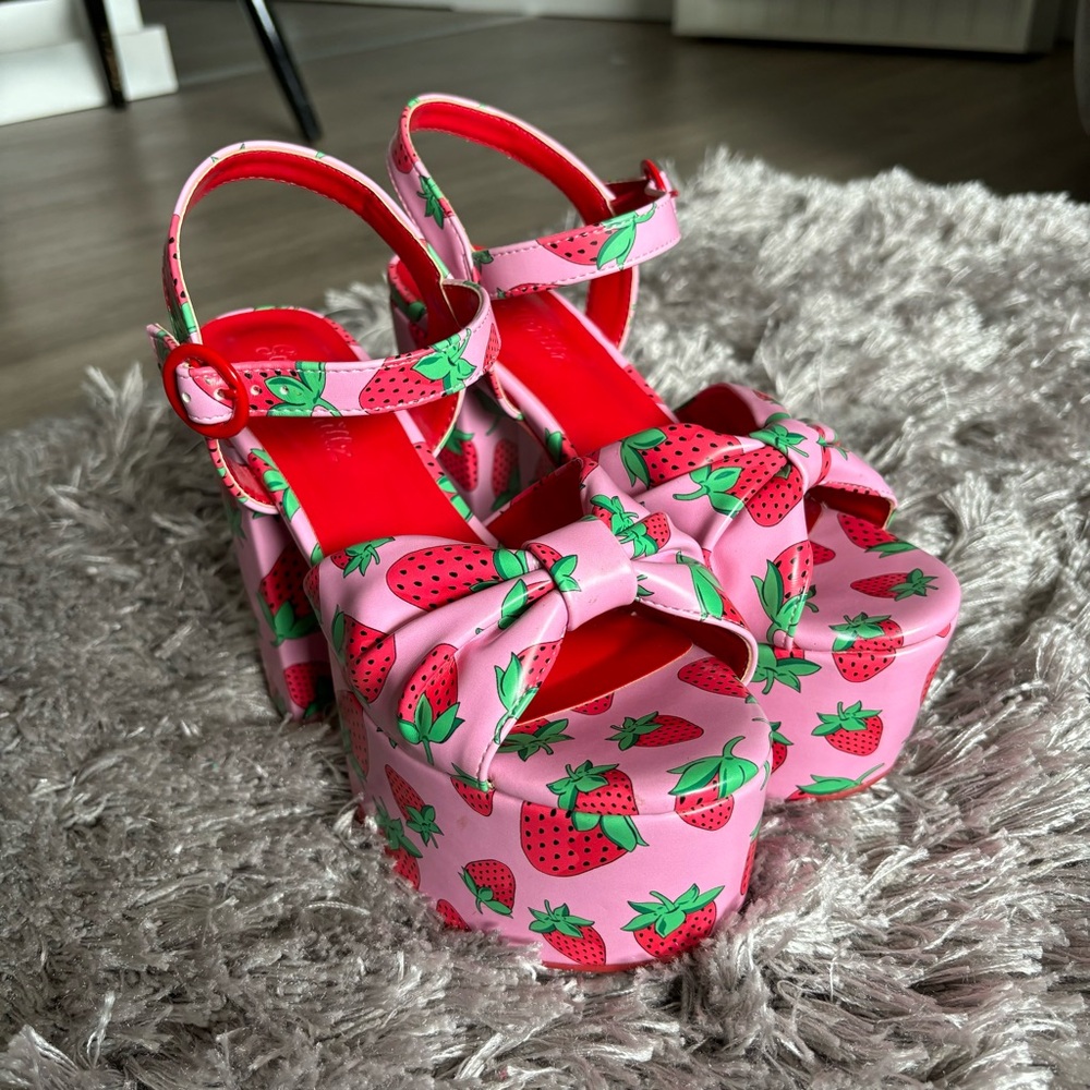 Sugar Thrillz Strawberry Fields Platform Heels